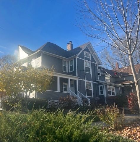 103 4th Street, St. Charles, IL 60174