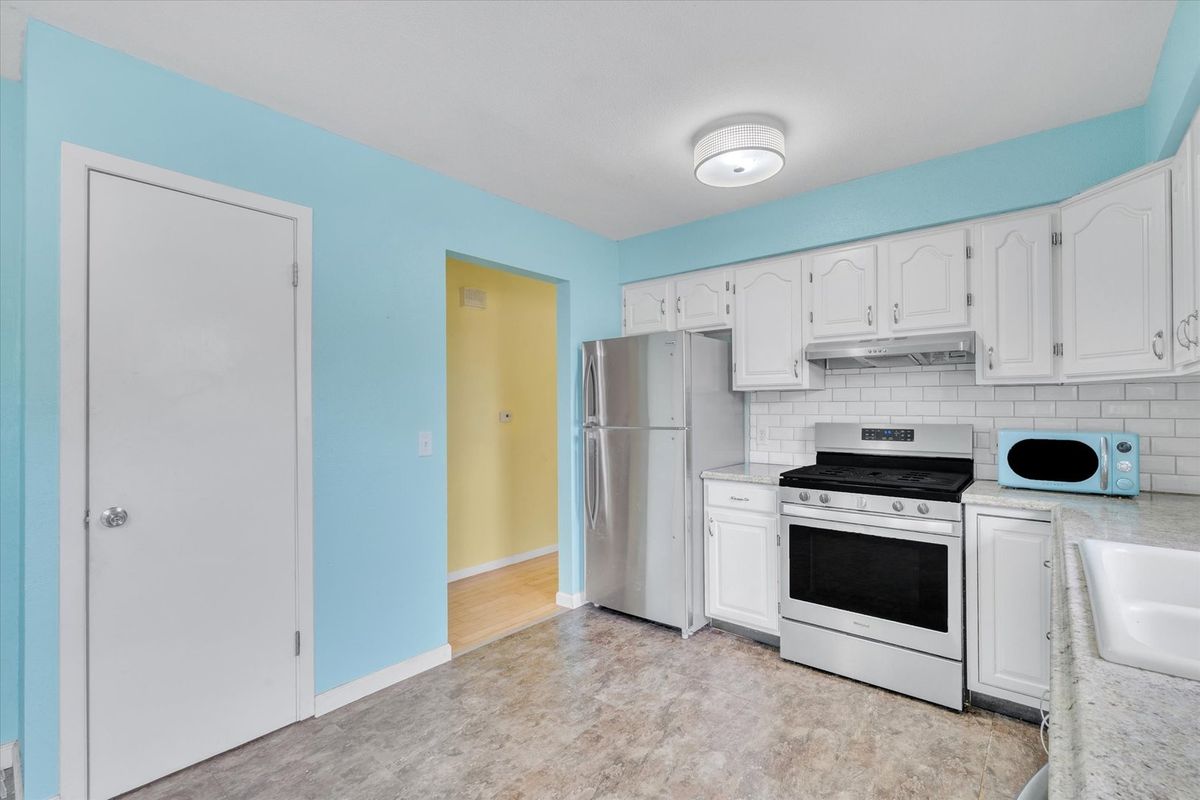 603 12th Avenue, Hampton, IL 61256