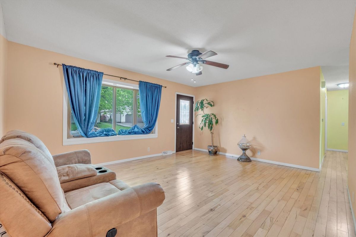 603 12th Avenue, Hampton, IL 61256