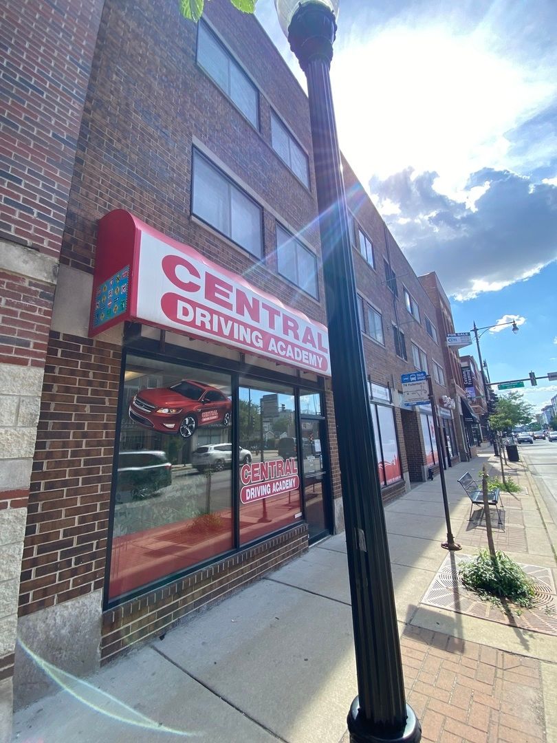 1455 Fullerton Avenue, Chicago, IL 60614