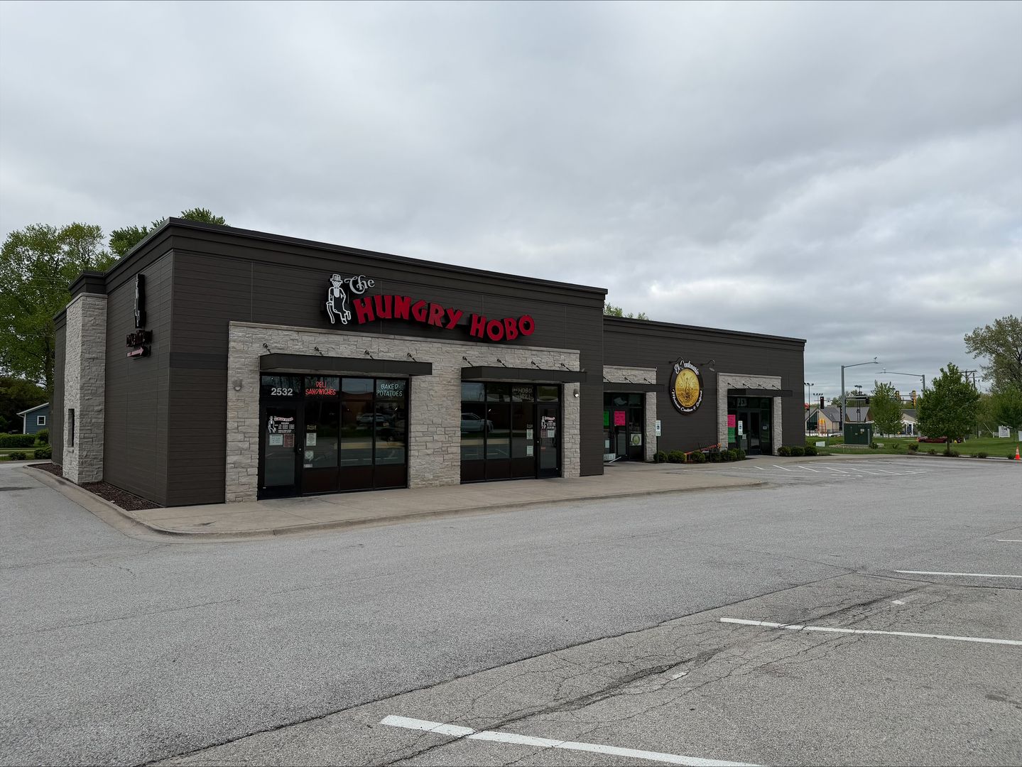2516 Middle Road — Bettendorf, IA 52722