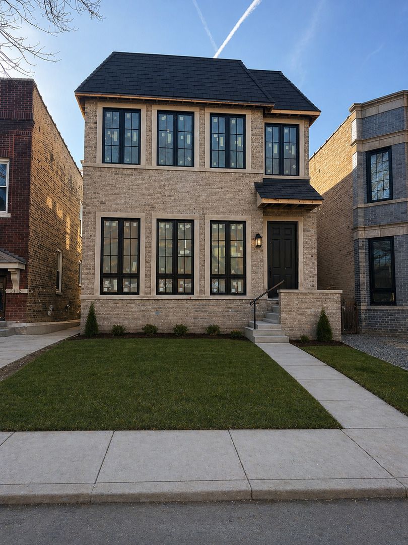 3714 Claremont Avenue, Chicago, IL 60618