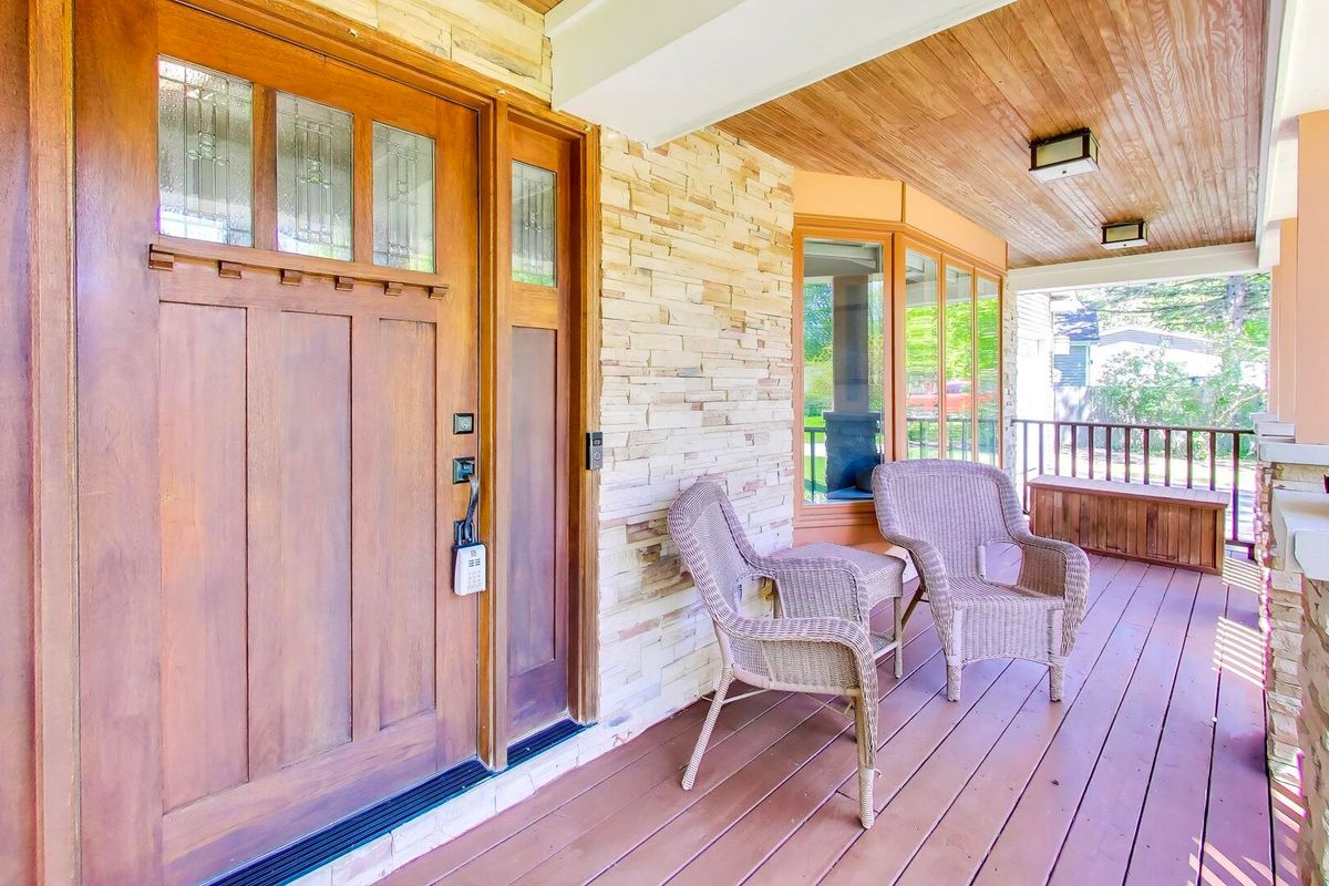 15352 W Cherrywood Lane, Libertyville, IL 60048