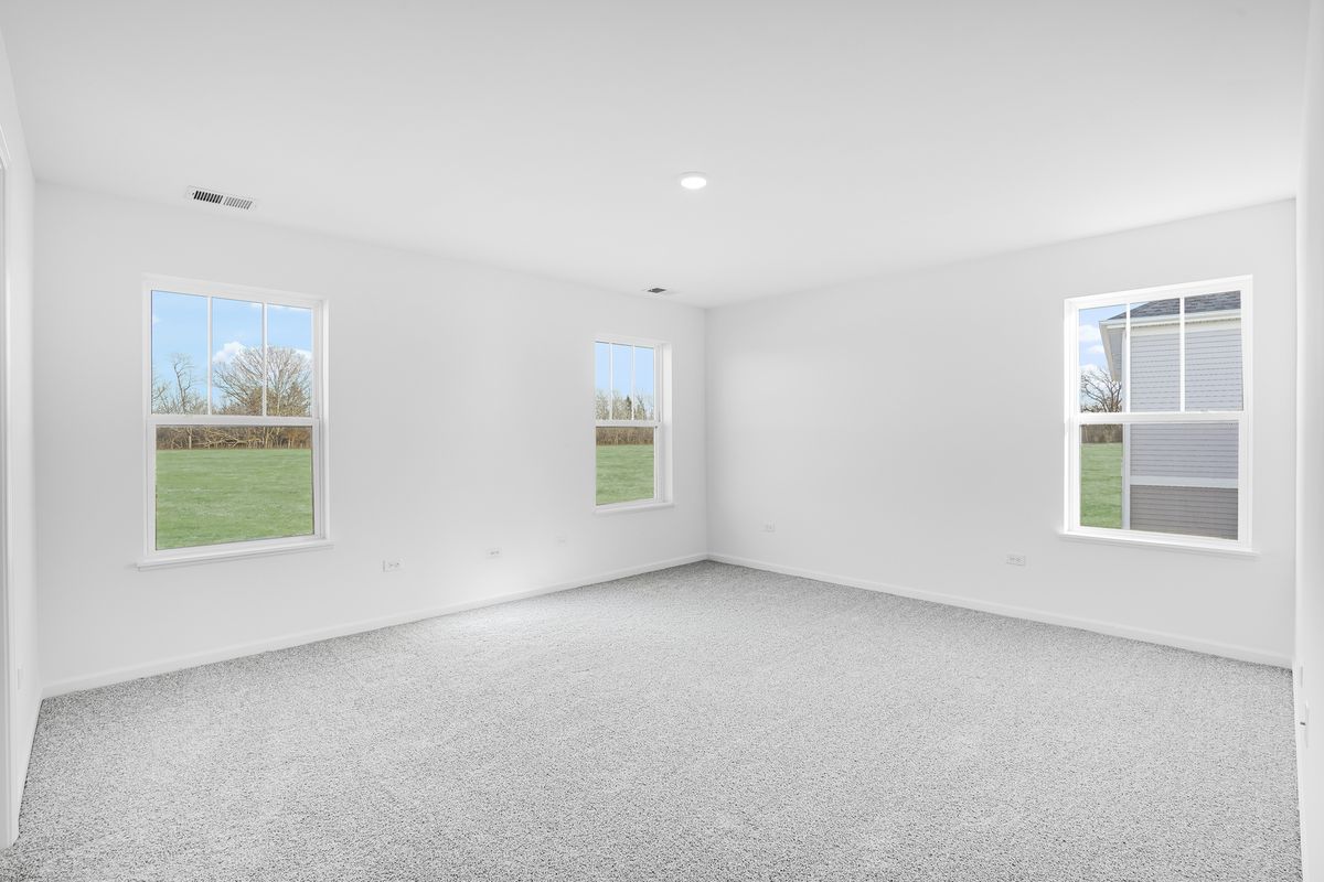4209 Meadowridge Road, Woodstock, IL 60098