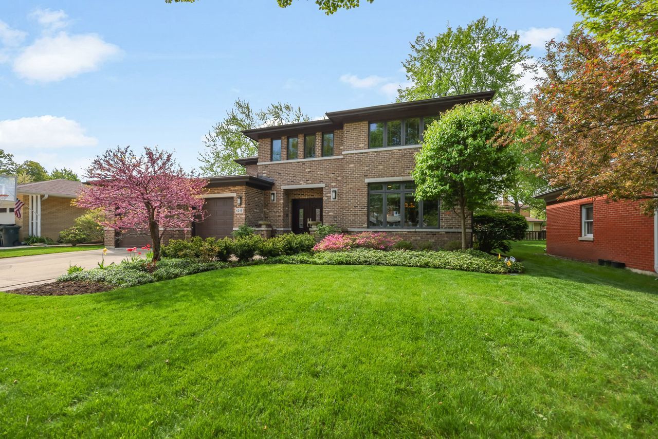 4315 Suffield Court — Skokie, IL 60076