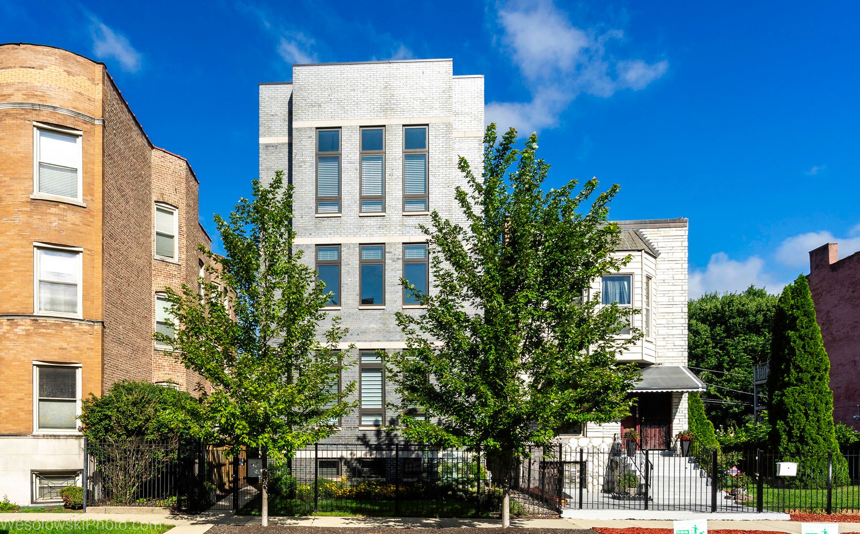 4317 S Forrestville Avenue #3 — Chicago, IL 60653