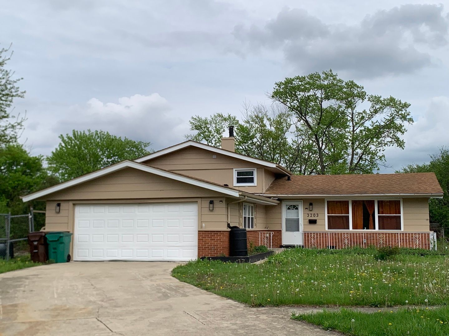 3203 Oak Court — Hazel Crest, IL 60429
