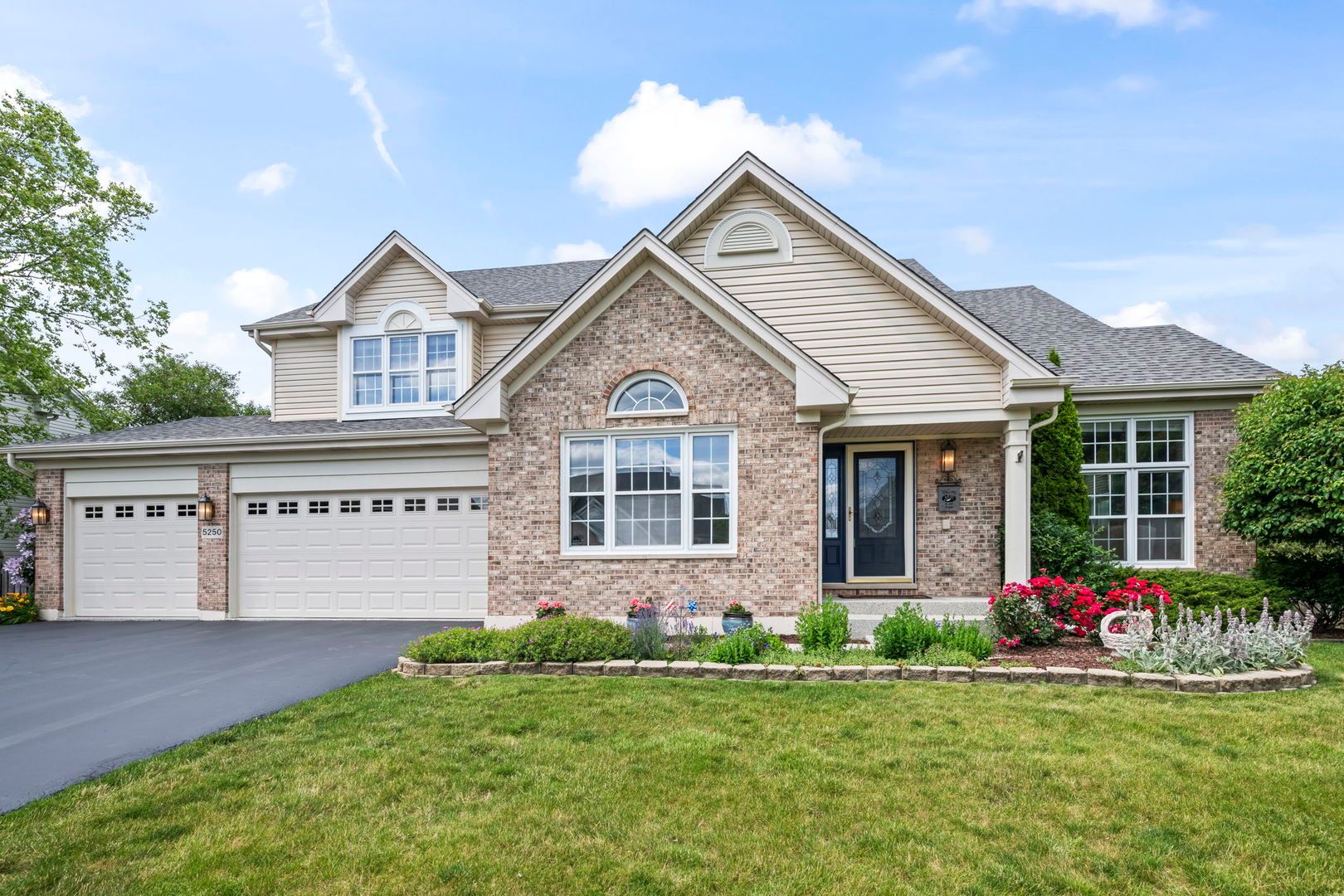 5250 Morningview Drive — Hoffman Estates, IL 60192