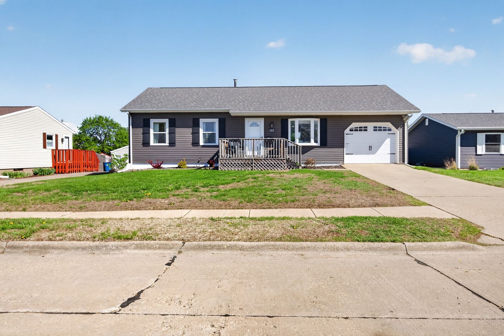 602 14th Place — Camanche, IA 52730