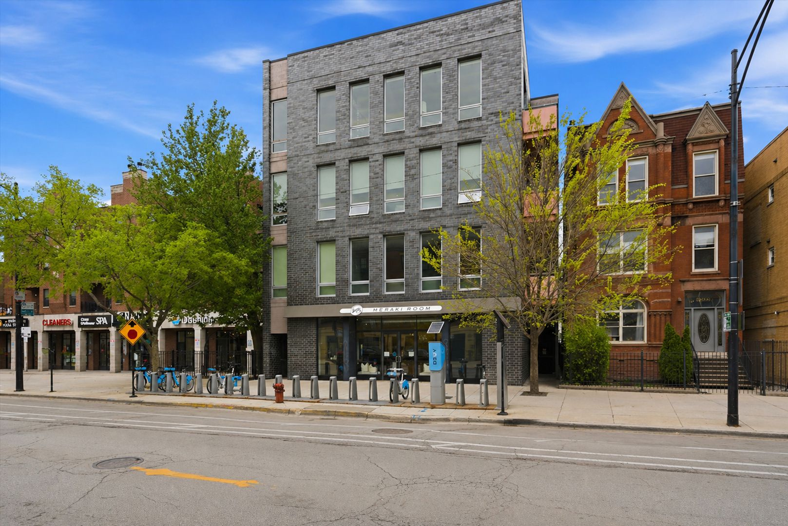 2028 W Division Street #401 — Chicago, IL 60622