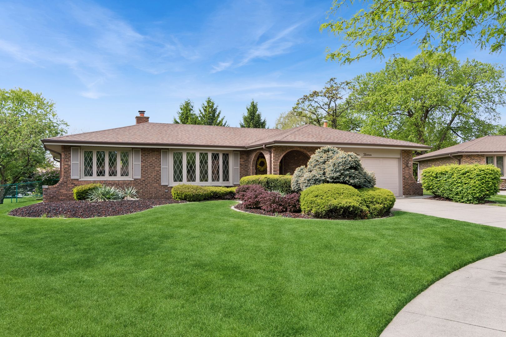 913 Andermann Lane — Darien, IL 60561