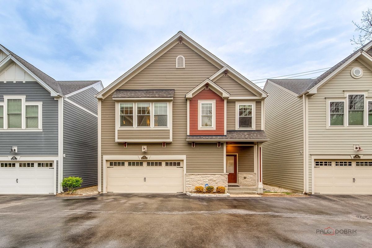 225 Brockway Street, Palatine, IL 60067