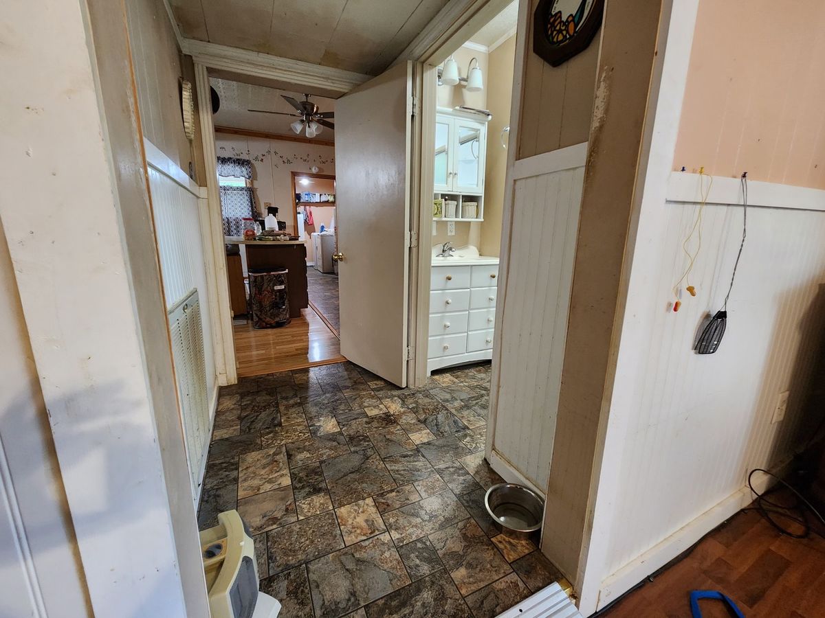 202 Lincoln Street, Karnak, IL 62956