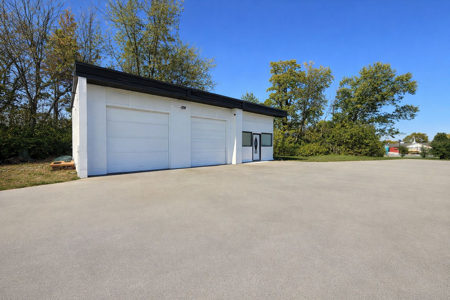 6N592 Route 25 — St. Charles, IL 60174