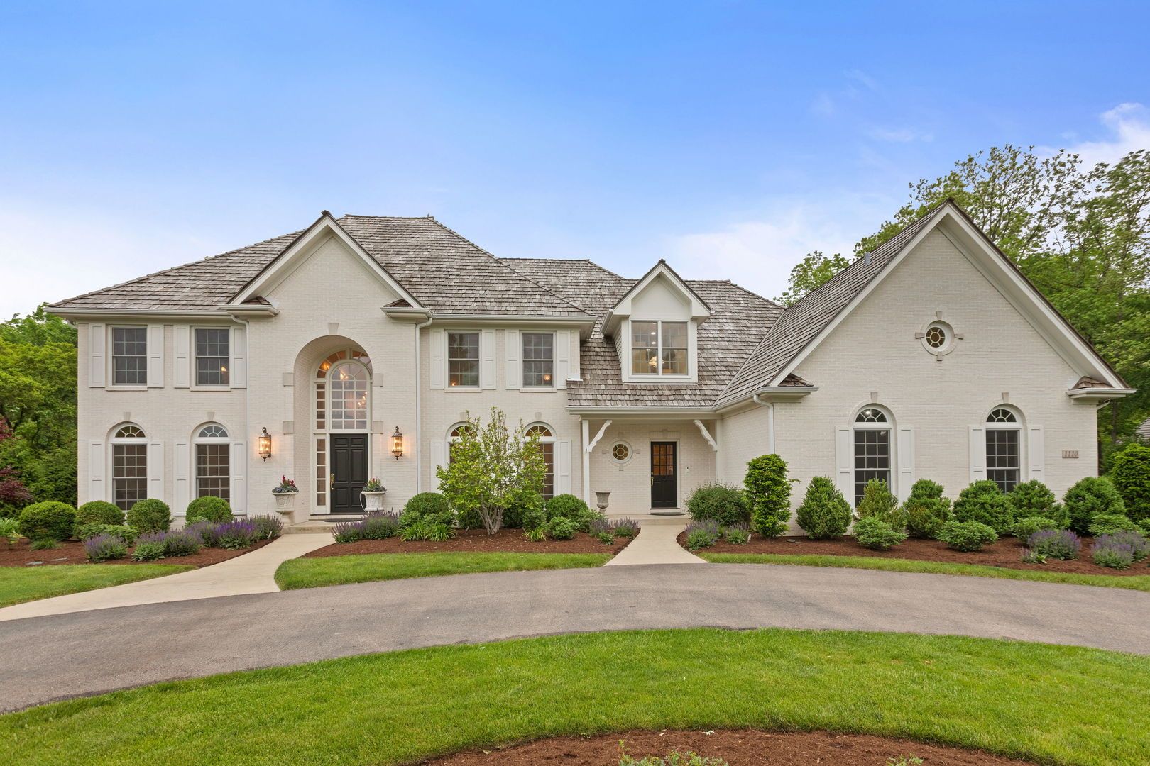 1110 Fox Glen Drive — St. Charles, IL 60174