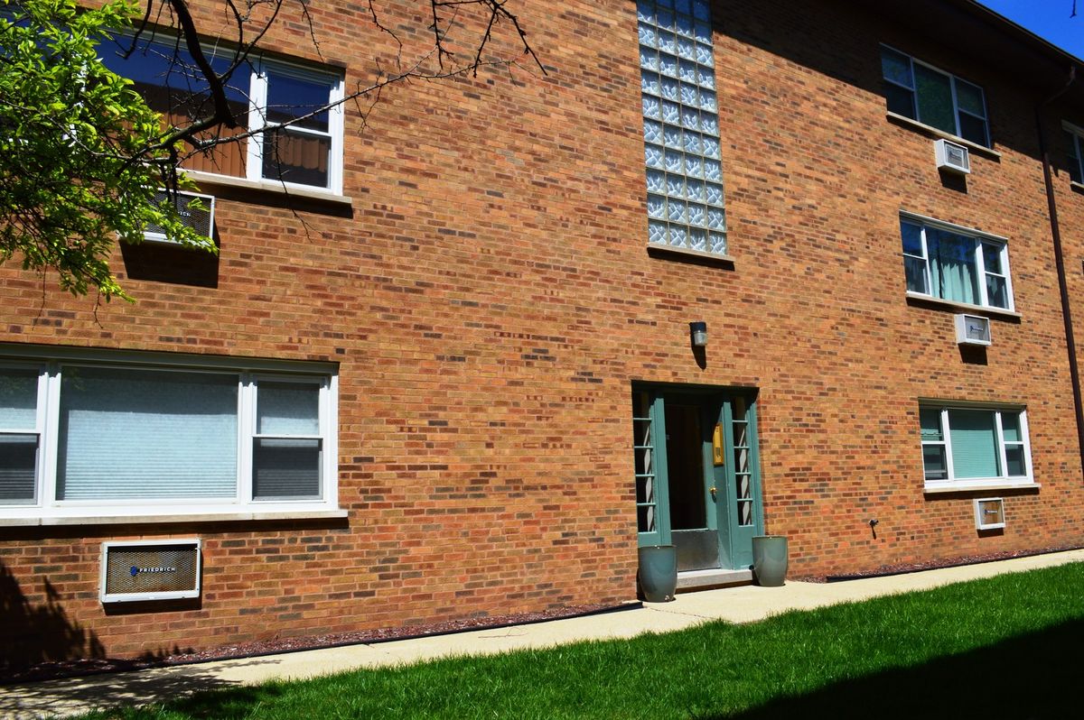 214 Oak Park Avenue, Oak Park, IL 60302