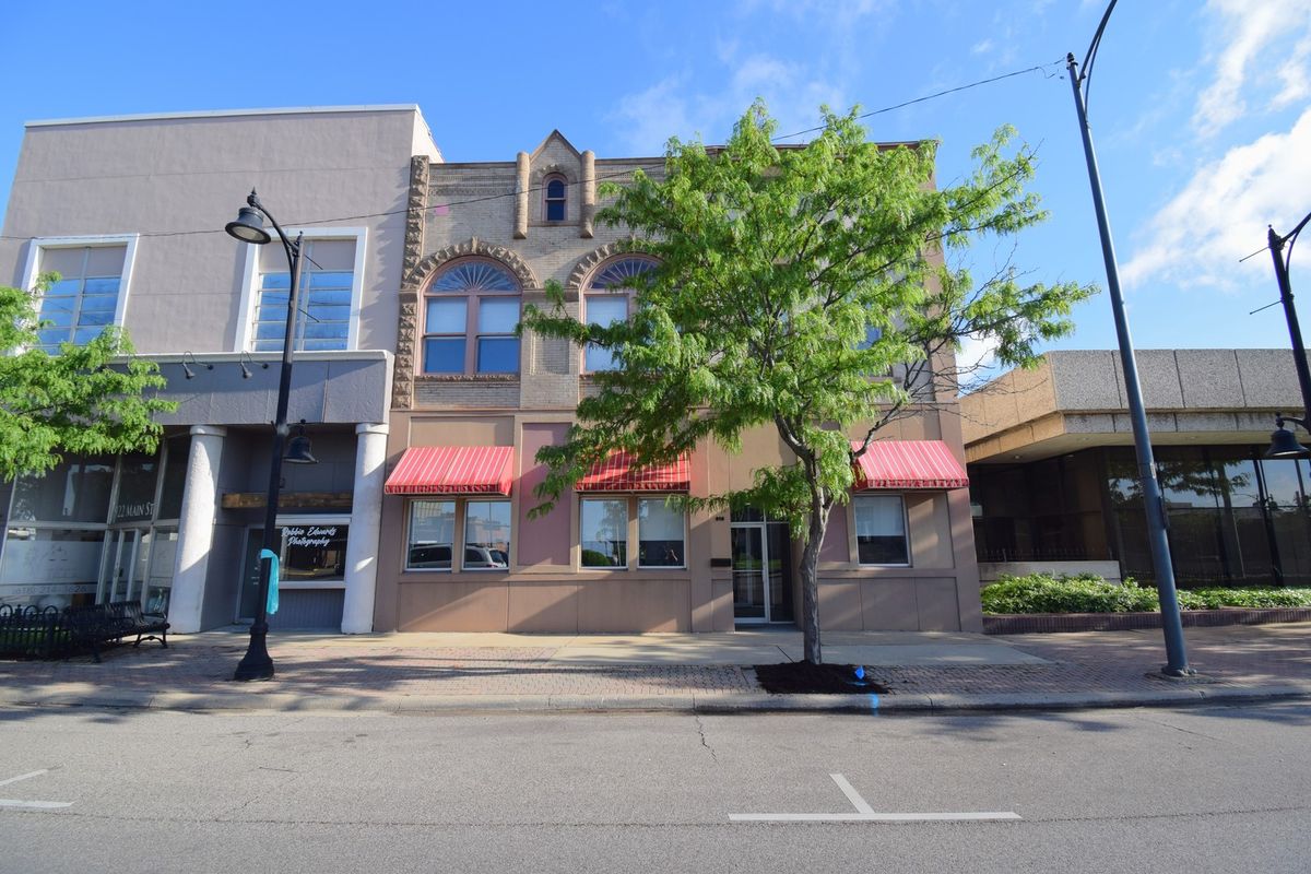 916 & 918 Main Street, Mt Vernon, IL 62864