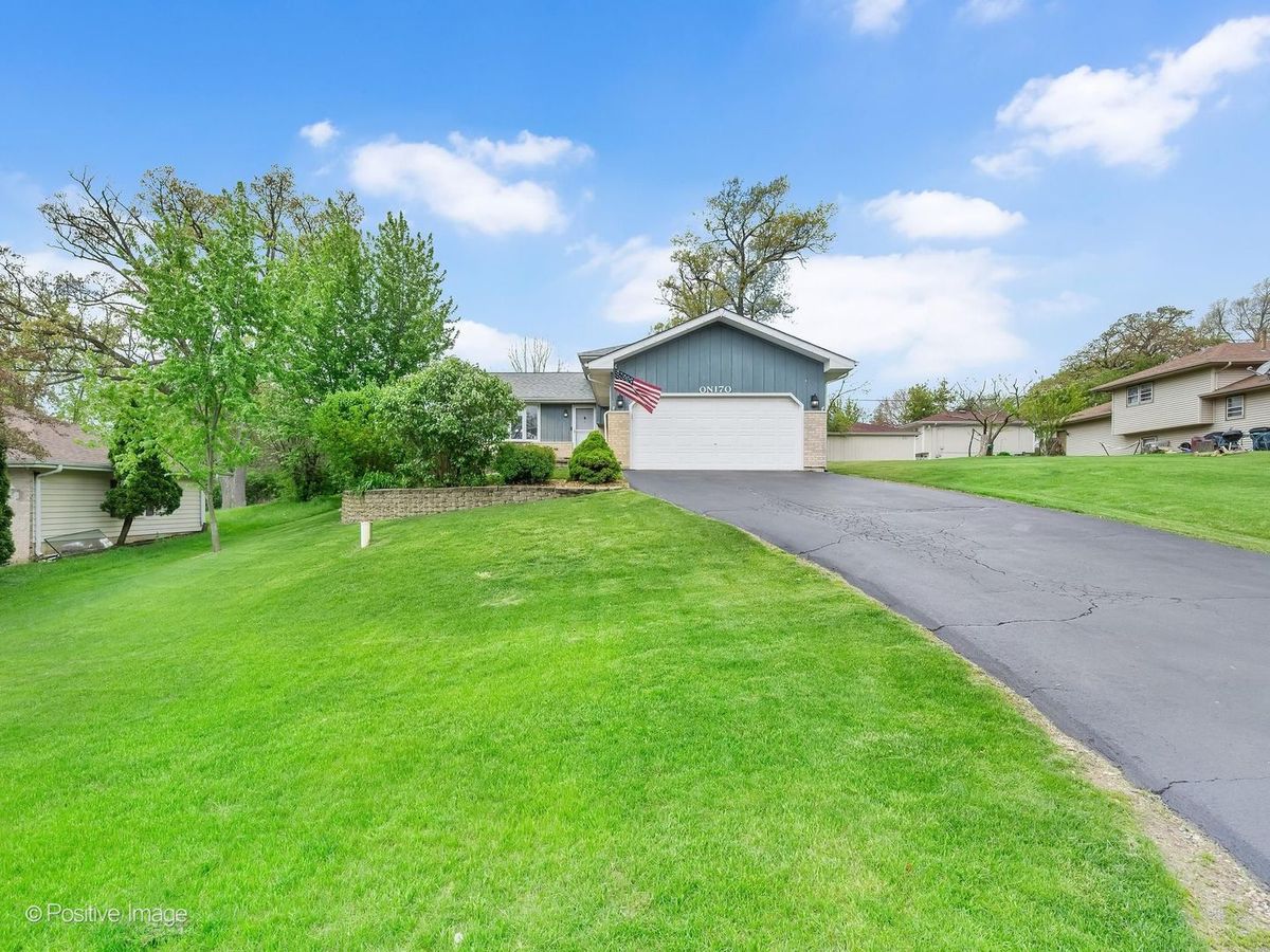 0N170 Sarana Avenue, West Chicago, IL 60185