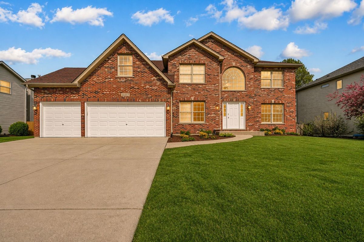 13217 Millbank Drive, Plainfield, IL 60585