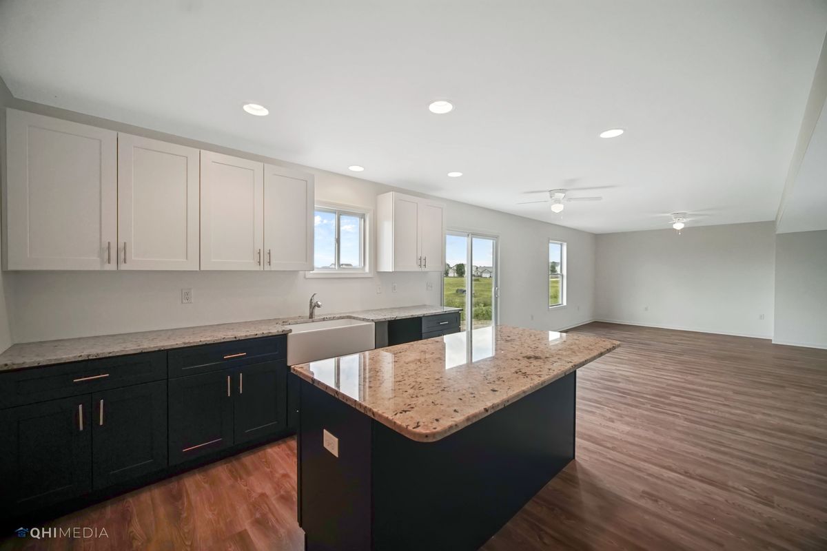 700 Western Avenue, Braidwood, IL 60408
