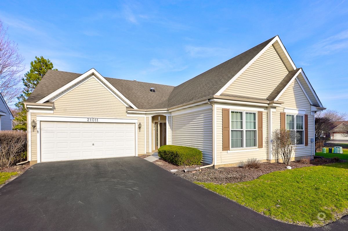 21011 Torrey Pines Court, Plainfield, IL 60544