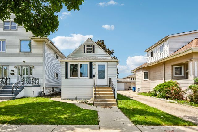 1104 N 12th Avenue — Melrose Park, IL 60160
