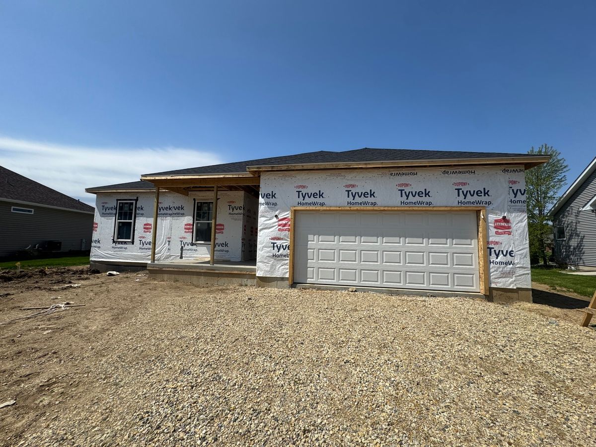 427 Riverbend Drive, Genoa, IL 60135