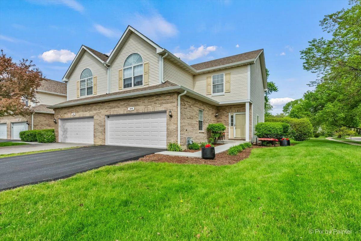 1070 Lily Field Lane — Bolingbrook, IL 60440