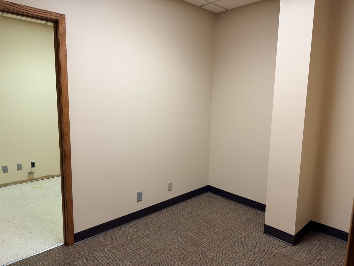 1011 Shooting Park Road #101-B, Peru, IL 61354
