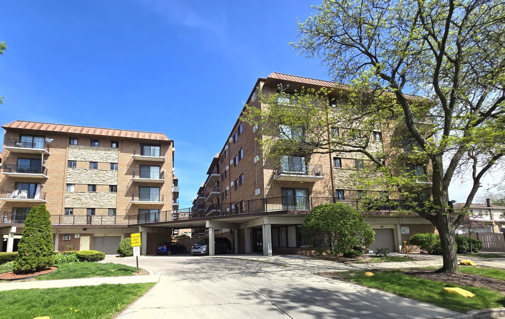2317 N Neva Avenue #407A — Chicago, IL 60707