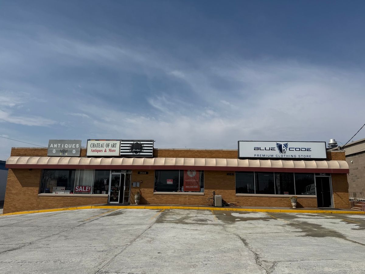 3548 Brady Street, Davenport, IA 52806
