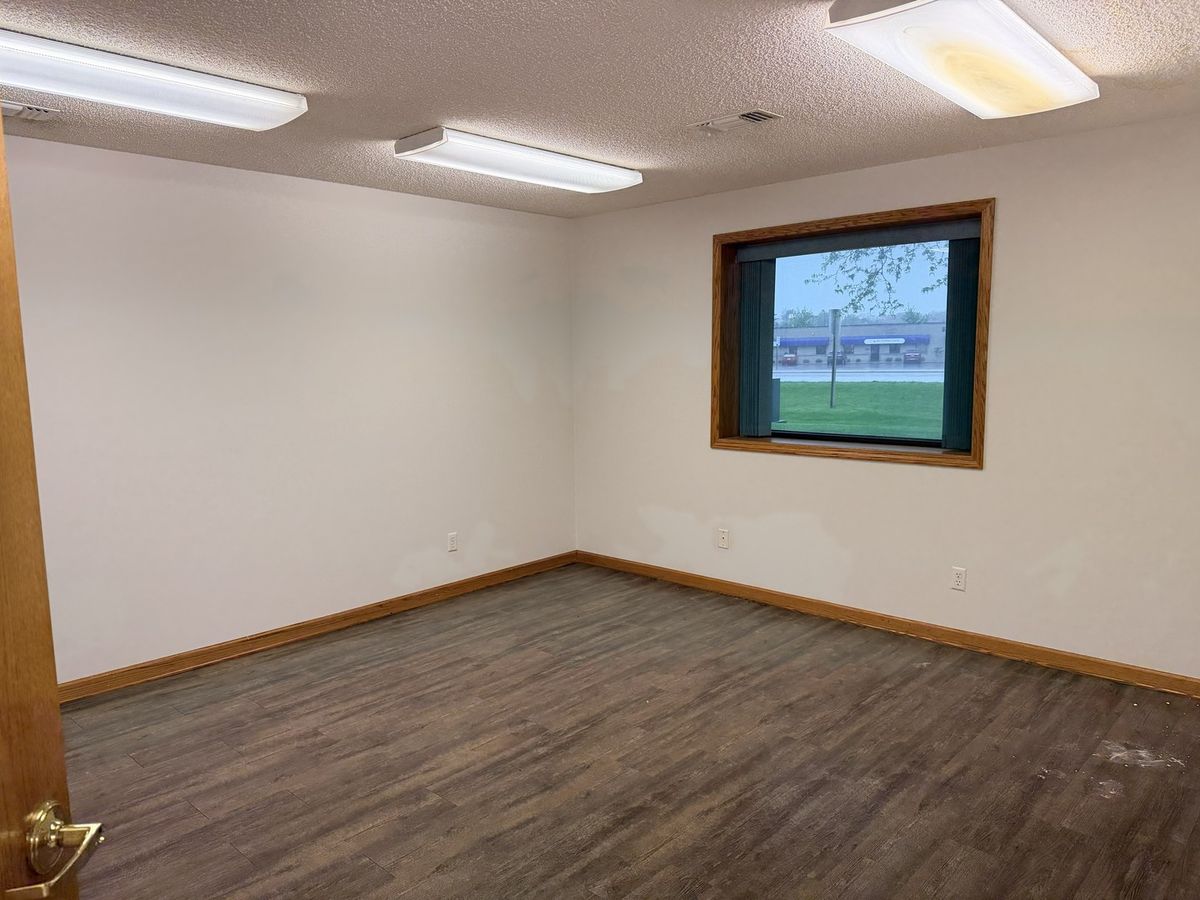 1011 Shooting Park Road #105, Peru, IL 61354