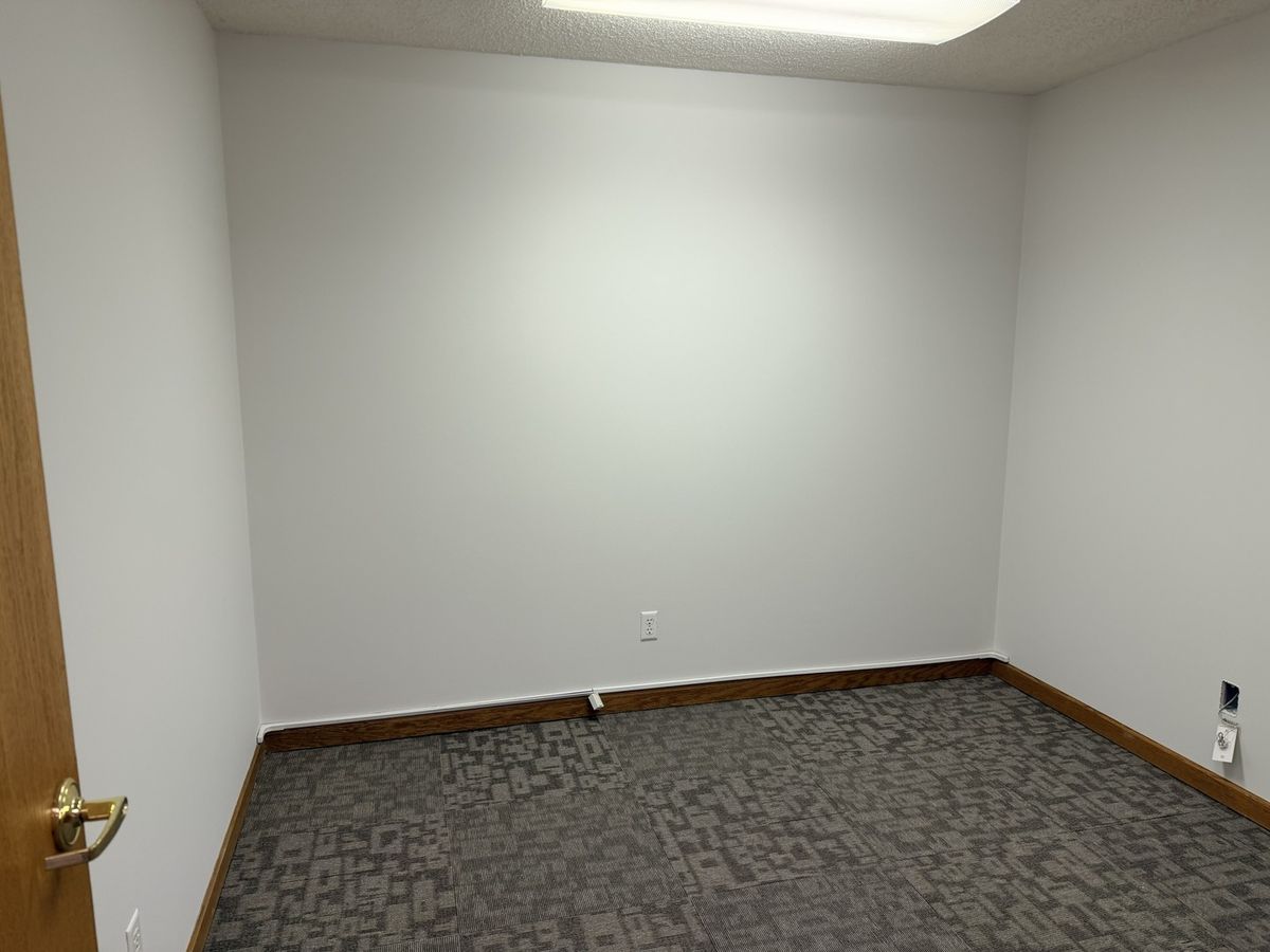 1011 Shooting Park Road #105, Peru, IL 61354