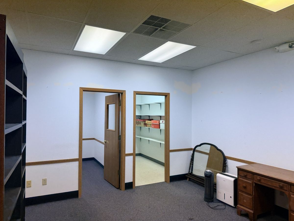 1011 Shooting Park Road #103, Peru, IL 61354