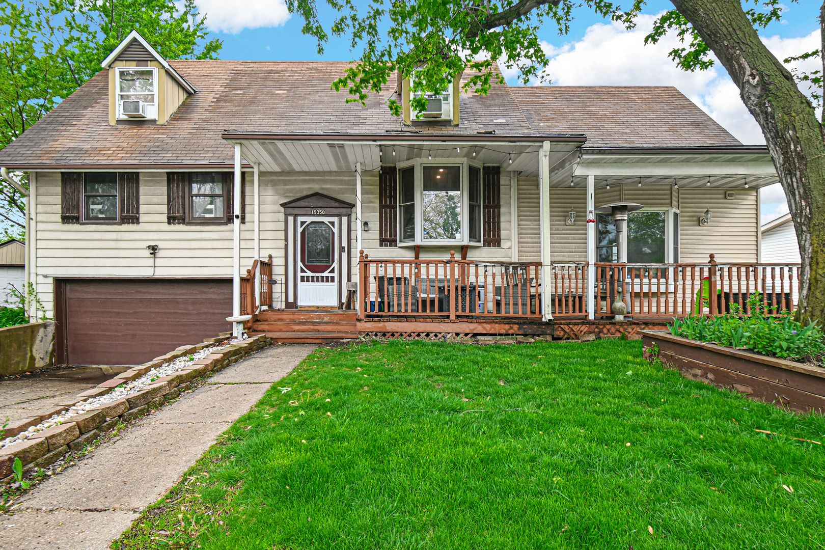 19350 Beechnut Drive — Mokena, IL 60448