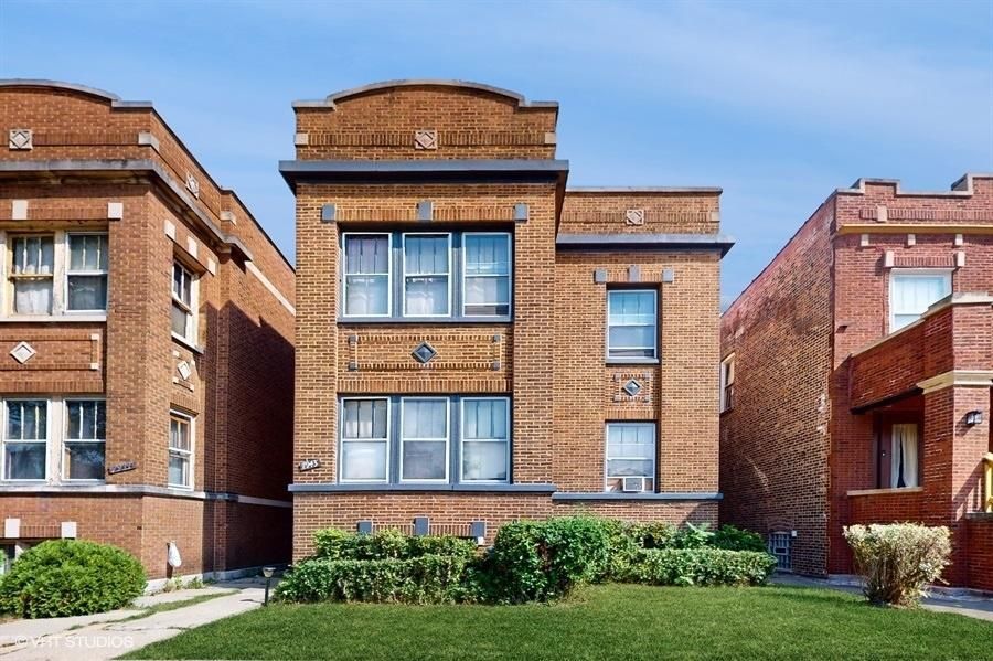 7943 S Laflin Street — Chicago, IL 60620