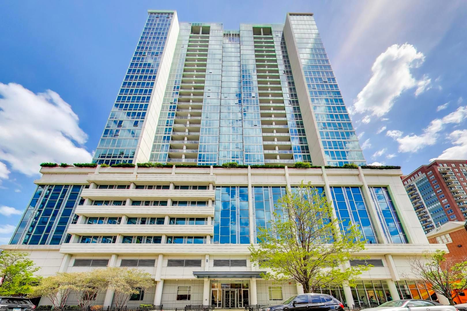 1629 S Prairie Avenue #1806 — Chicago, IL 60616