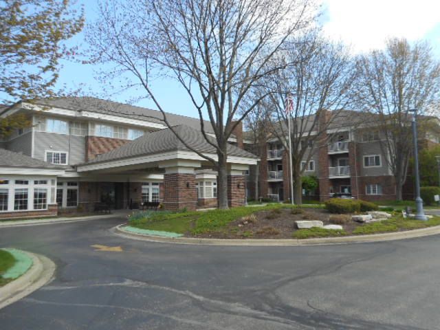 605 Barrington Avenue E #340, Dundee, IL 60118