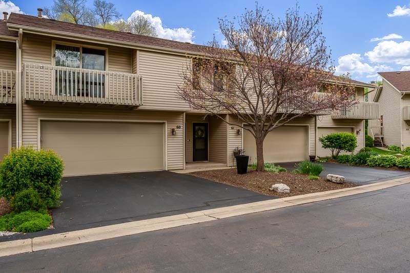 4673 HIGH POINT Drive #60 — Rockford, IL 61114