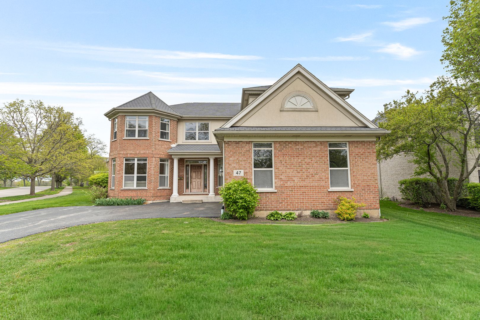 47 Holabird Circle — Highwood, IL 60040