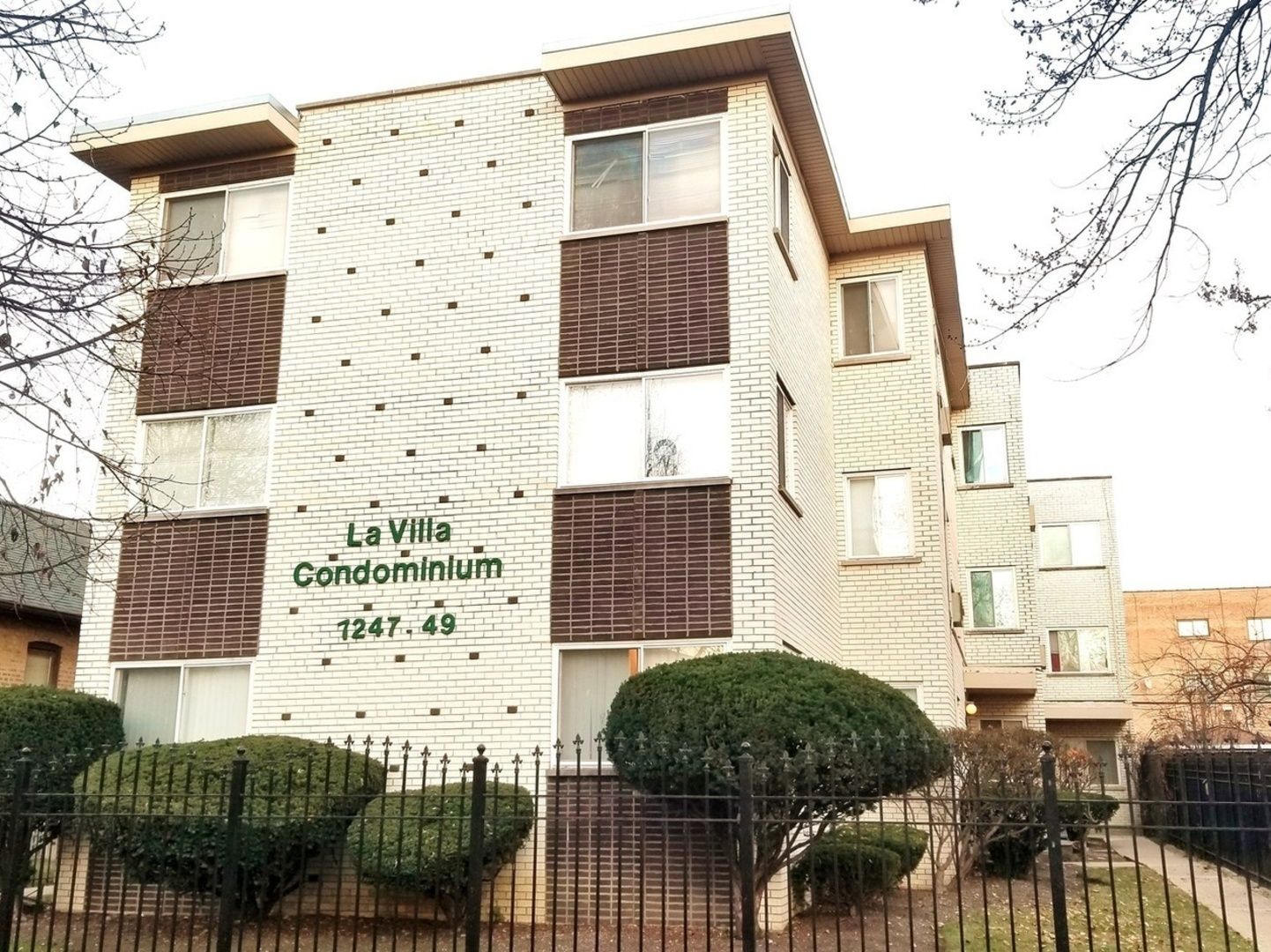 7249 N Hamilton Avenue #3C — Chicago, IL 60645