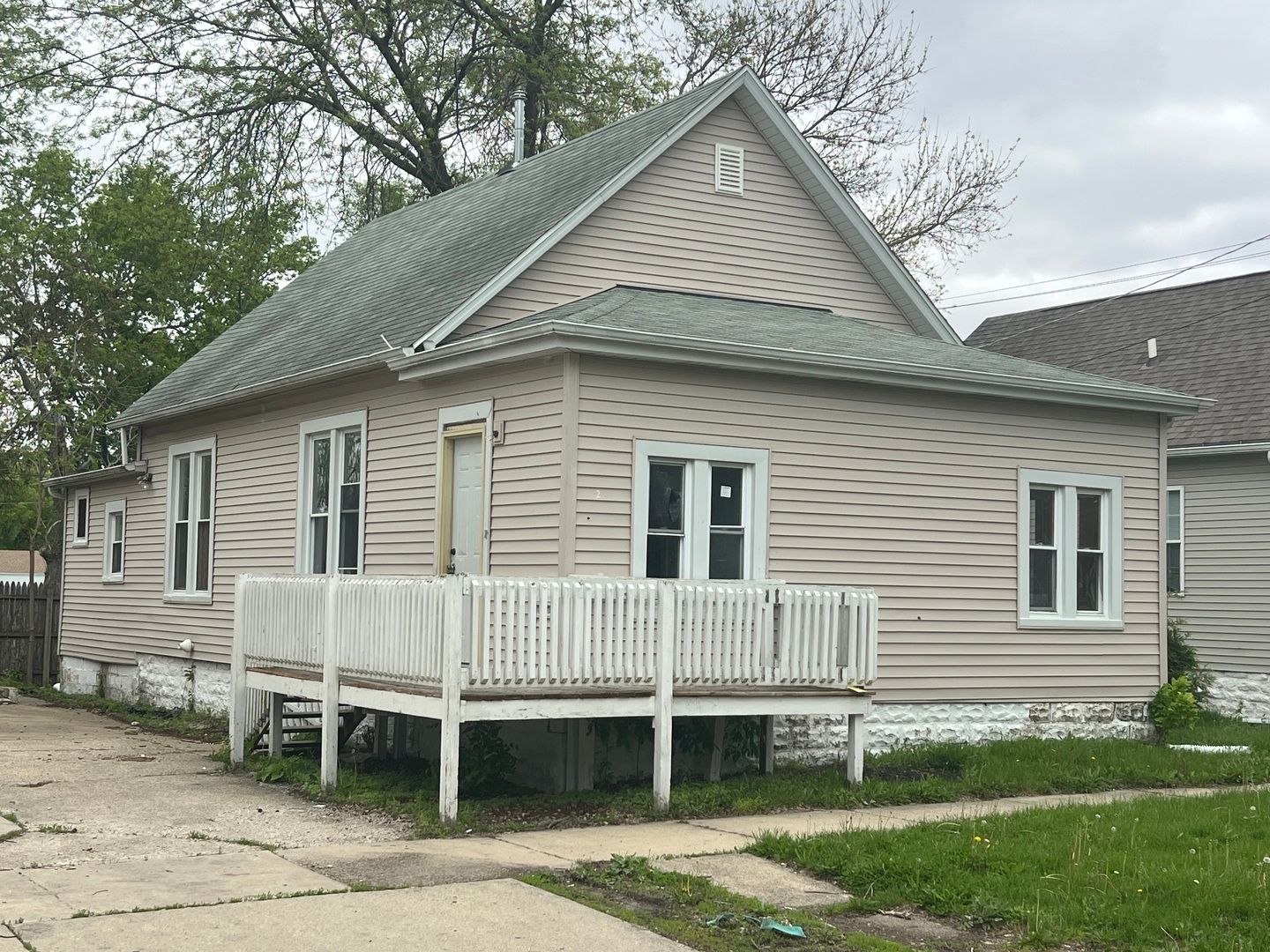429 E Locust Street — Kankakee, IL 60901