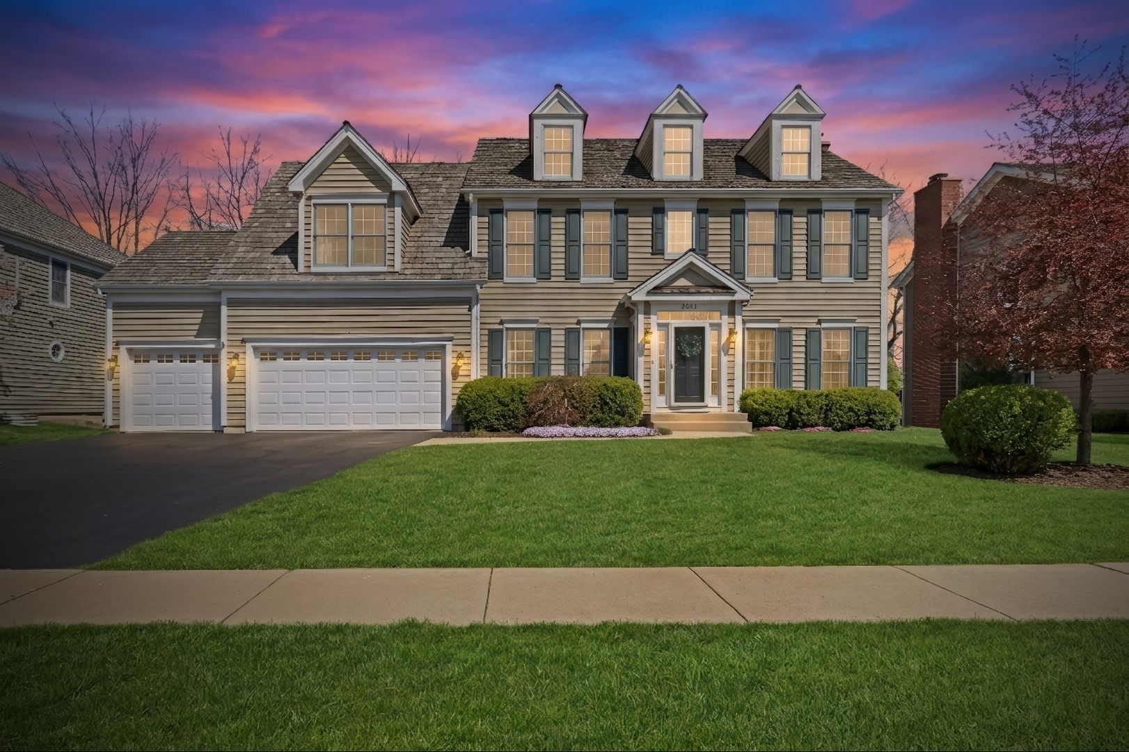 2890 TRAIL CREST Lane — Lindenhurst, IL 60046