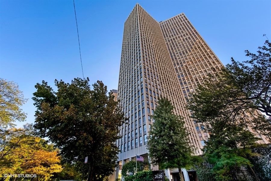 2626 Lakeview Avenue, Chicago, IL 60614