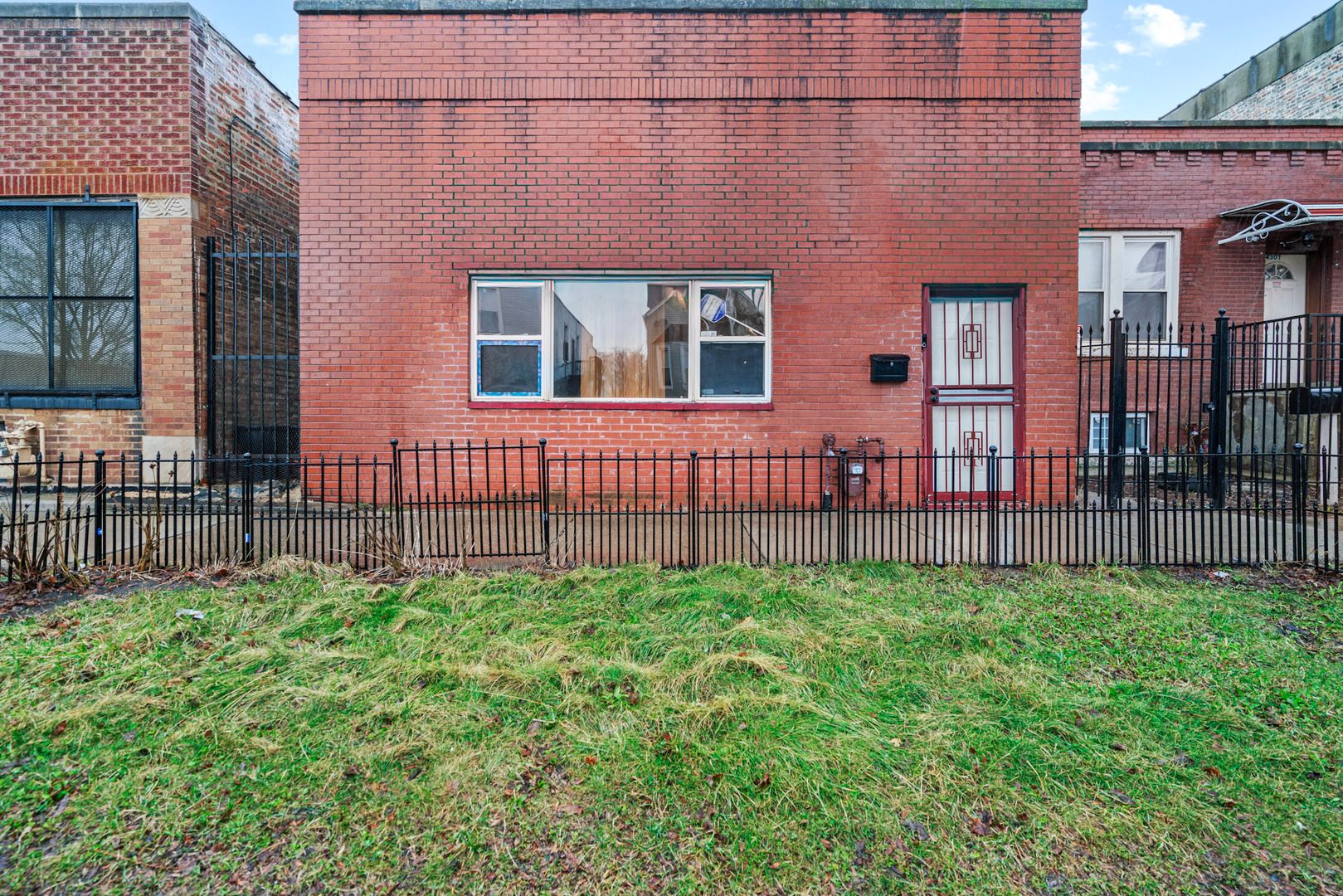 4303 W Cortez Street — Chicago, IL 60651