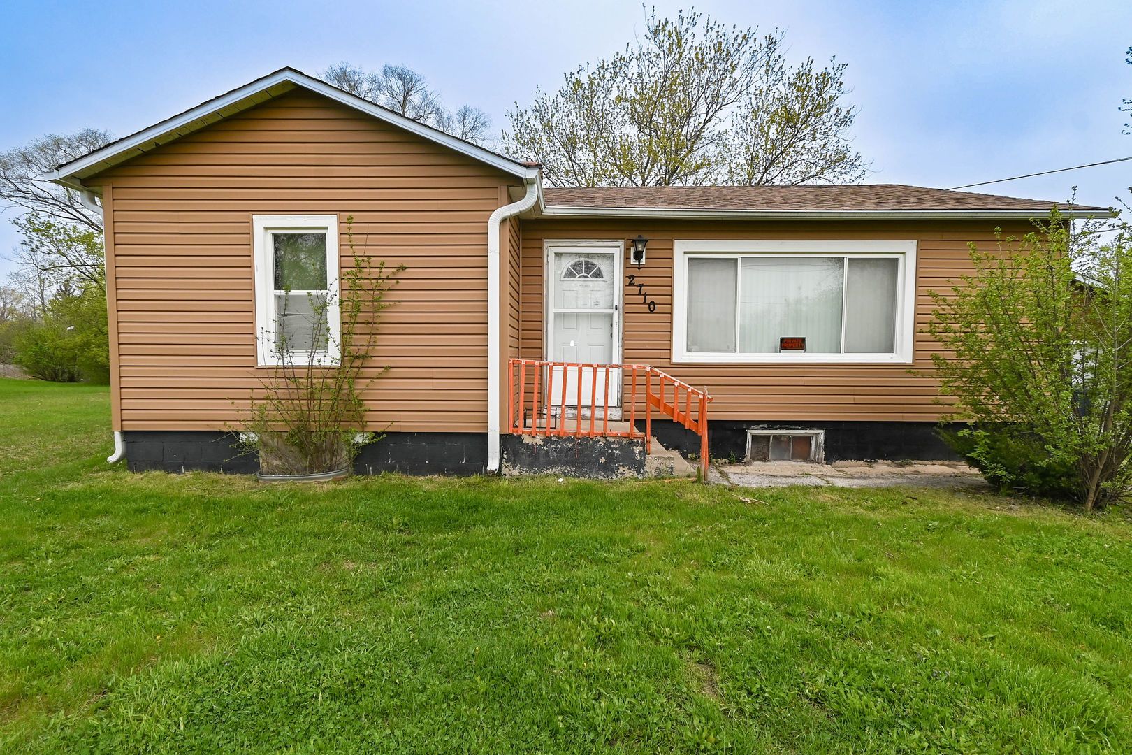 2710 30th Street — Zion, IL 60099