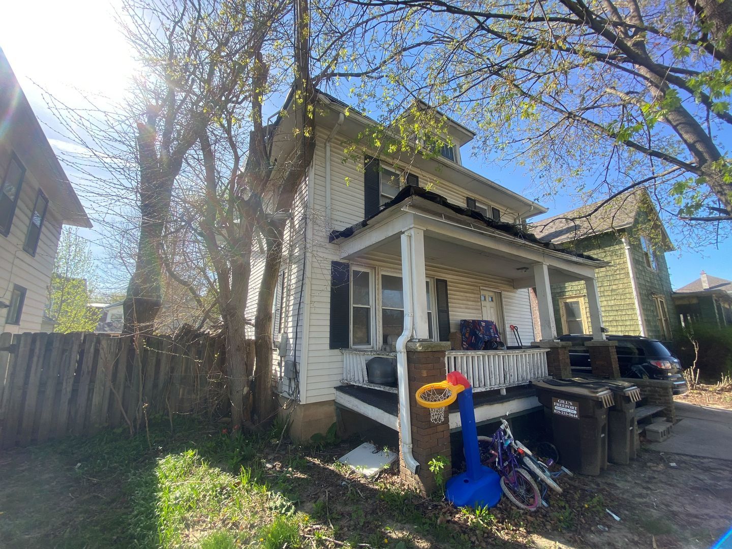 1216 S Rotzler Avenue — Freeport, IL 61032