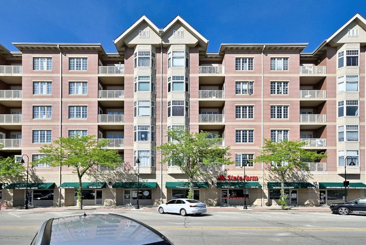 9670 FRANKLIN Avenue, Franklin Park, IL 60131