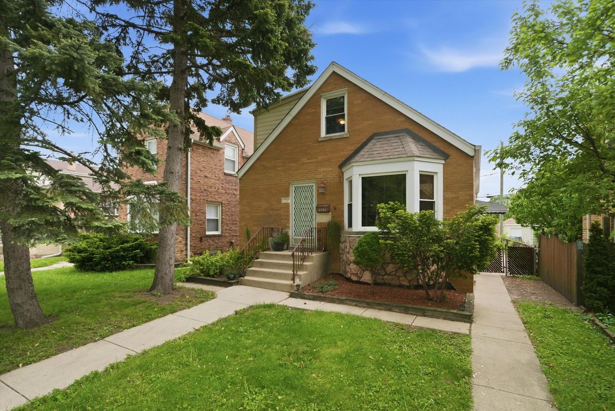 2537 Oak Street, Franklin Park, IL 60131