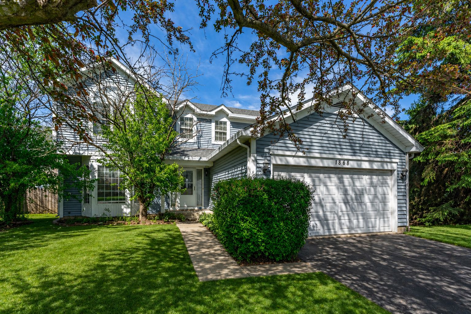 1868 Pastoral Lane — Hanover Park, IL 60133